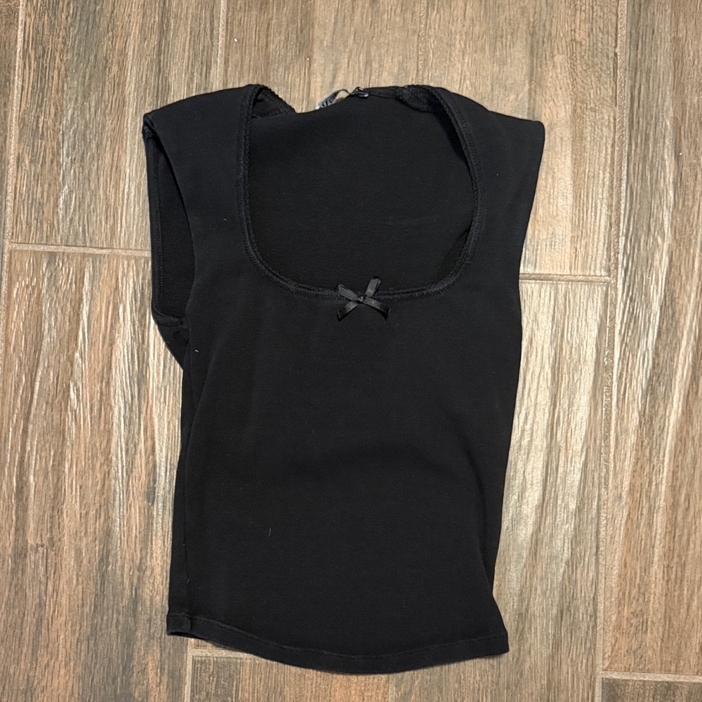 Zara Black Scoop Neck Tank with Bow Detail